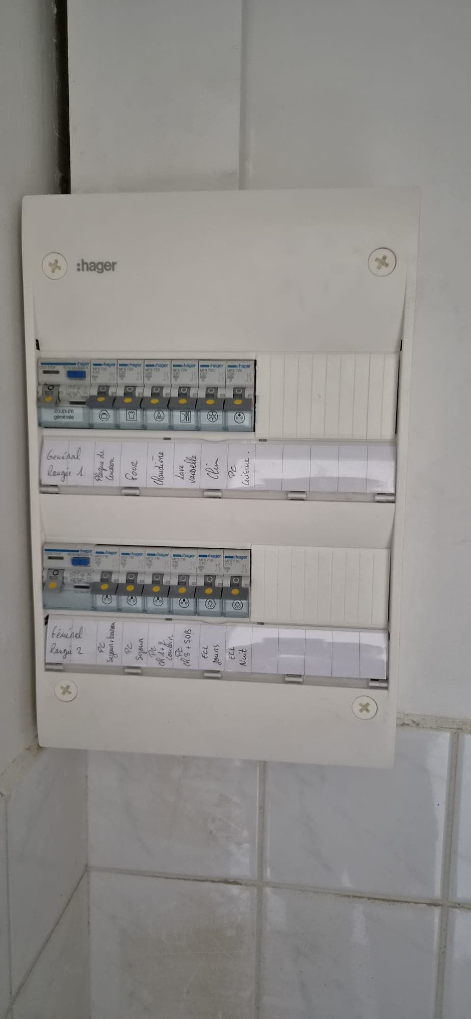Tableau électrique remplacé et finalisé – M.T CLIM ELEC Narbonne